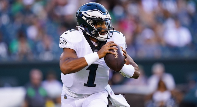 Chiefs and Eagles Lead the Daily Fantasy Football Cash Game Picks for  FanDuel and DraftKings Week 15 – Main Slate